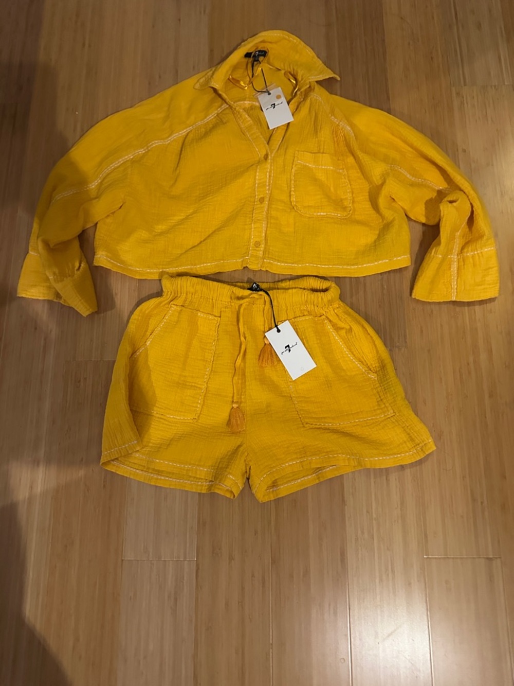 🌻 Nwt 7 for all mankind xs set